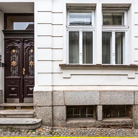 Apartmá Andrea 1907 - úplně nový apartmán minutu od Mlýnské kolonády, foceno těsně před dokončením KLV Exterior foto